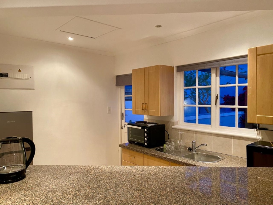 5 Bedroom Property for Sale in Constantia Western Cape